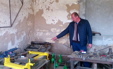 Made in Вilyaivka: в громаді з дерева робитимуть свої лавочки та альтанки. Ними обладнають місто