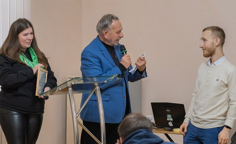 Олександр Ігнатьєв повернувся з відзнакою конкурсу «Вікі любить Землю»