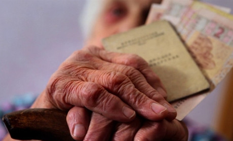 На Звягельщині чоловік напав на подружжя пенсіонерів, щоб пограбувати