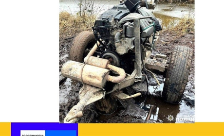 У Степангороді поліція вилучила мотопомпу та знаряддя для незаконного промислу