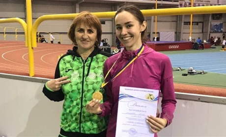 Молода червоноградка Аліна Лістунова стала чемпіонкою України зі стрибків у довжину