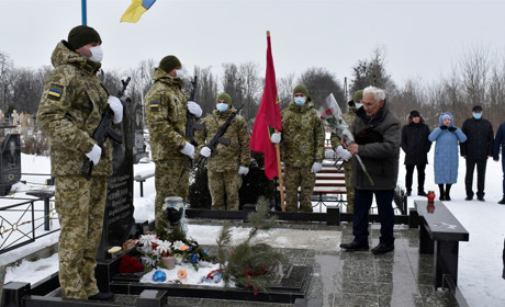 У Жмеринці віддали шану офіцеру-прикордоннику, Герою України В’ячеславу Семенову