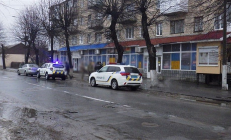 На вулиці Волі автівка збила жінку, яка переходила дорогу