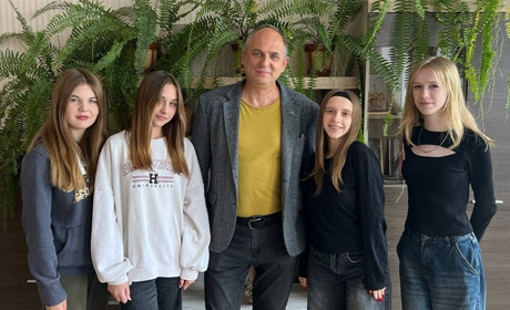 П'ять питань для педагогів: "Найкращий учитель може засвітити сонце у кожній дитині!"