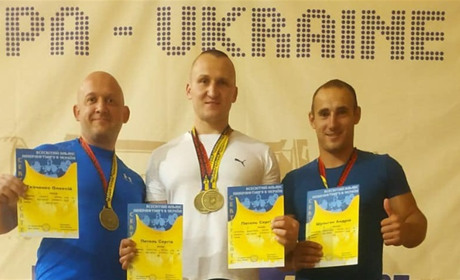 Нетішинець Олексій Ткаченко став одним з найкращих стронгменів України