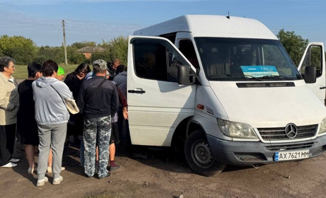 Соціальні автобуси знову на маршрутах прифронтових громад Купʼянщини
