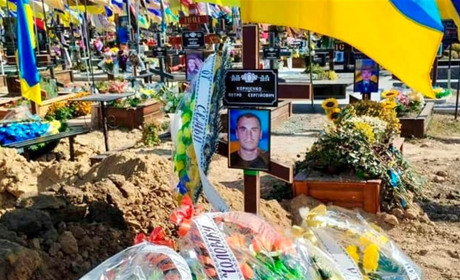 У Харкові поховали 24-річного воїна з Есманьської громади Петра Корнієнка