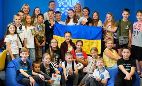 Замість квітів на 1 Вересня – донати на ЗСУ: учні школи №4 зібрали 3000 гривень захисникам