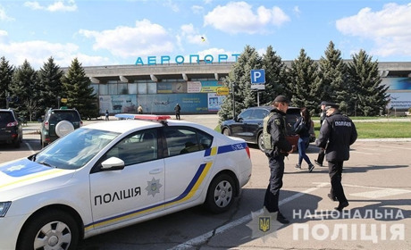 З Херсона намагалися вивести респіратори на мільйон гривень