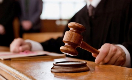 Зайшов до знайомої та намагався зґвалтувати її доньку: на Житомирщині судять 25-річного чоловіка