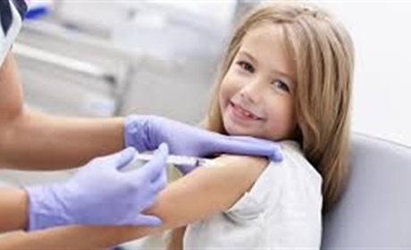 Лікар-педіатр - про вакцинацію: яка користь від щеплень і наслідки відмови від них?