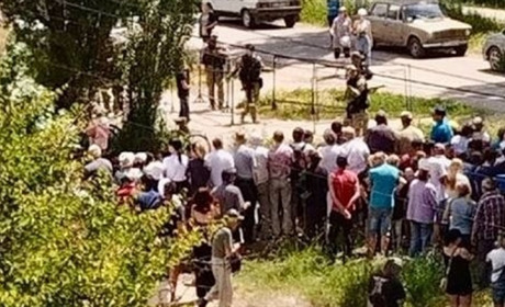 Пекельне життя у російському «раю». Окупанти посилюють тиск на мешканців Бердянська