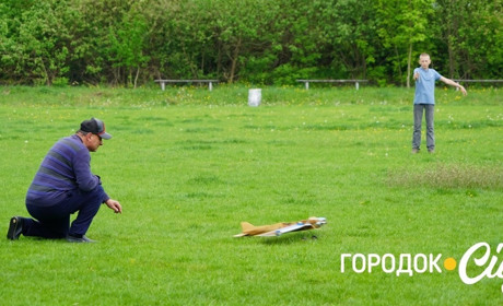 Юні авіатори Городоччини готуються підкорити область. Хто виступатиме на чемпіонаті та коли