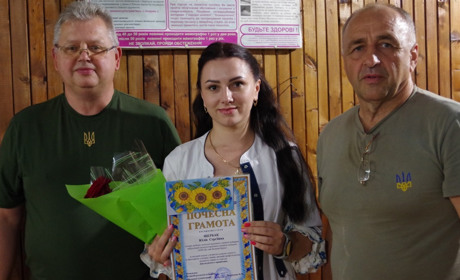 У Великобурлуцькій громаді з професійним святом вітали медиків