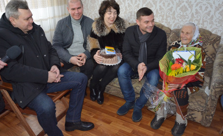 Ювілей з подарунками і посмішками