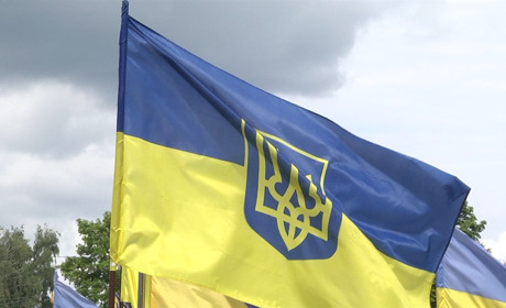 Загинув у День матері: Шосткинська громада провела у вічність 23-річного Героя Ігоря Осипенка