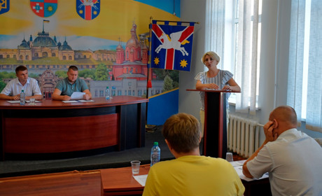 У Жмеринці працюють над залученням державної субвенції для придбання житла дітям-сиротам
