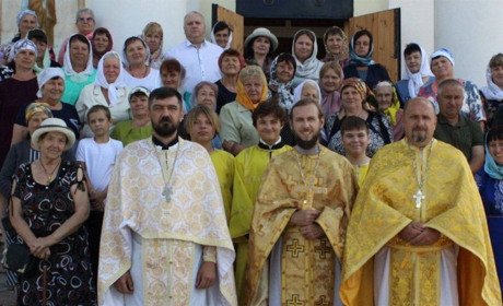 200-річний храм Петра й Павла в селі Новов’язівське: на святі священники Присамарського краю