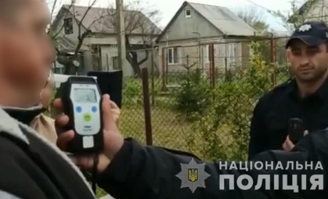 Іще одного нетверезого водія човна виявили поліцейські під Херсоном. Йому загрожує штраф