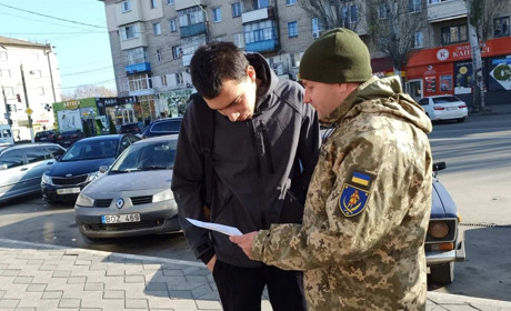 Запитували - відповідаємо: все про військову службу за контрактом