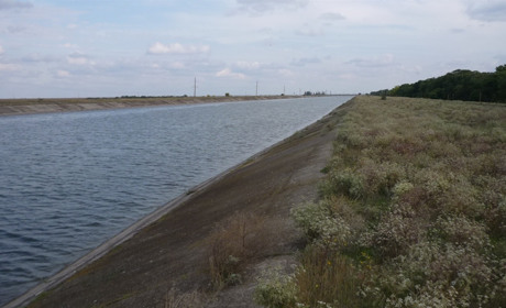 Заборонити поставку води до Криму спробують на законодавчому рівні. Читаємо проєкт