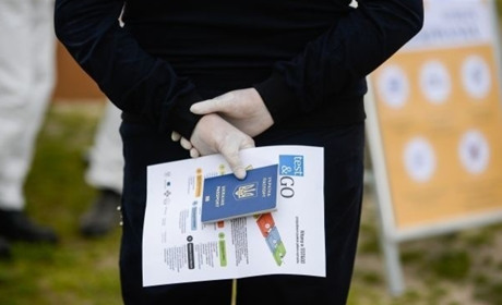 Ковідні сертифікати продають