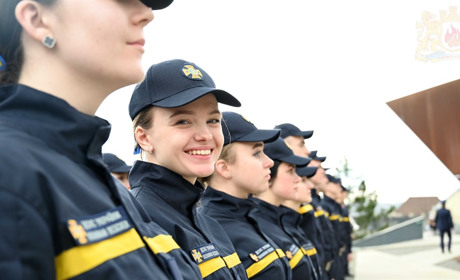 Безкоштовне навчання і гарантована робота: ДСНС запрошує випускників зі Звягельщини