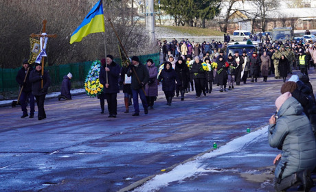 Батько похоронив уже другу дитину. Війна забрала життя Михайла Коцура із Городоччини
