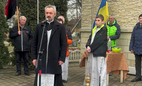 У Мамаївській територіальній громаді відкрили меморіальну дошку "Воїнам боївки Захарія Басараби"