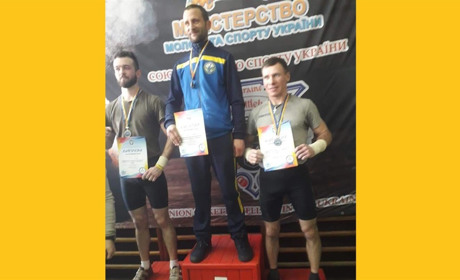 Двоє переяславців привезли медалі з обласного гирьового чемпіонату