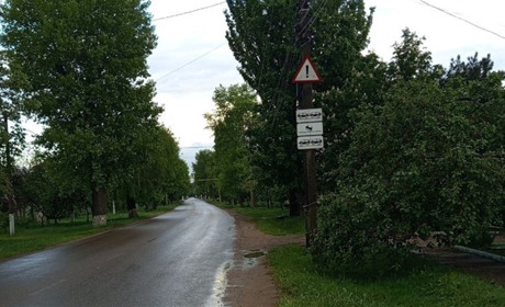 Найнебезпечніше перехрестя у Біляївці — тепер має відповідні знаки дорожнього руху. Що далі?