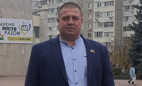Депутат Денис Кравченко: необхідні комунікація й визначення з пріоритетами. Редакційна кава