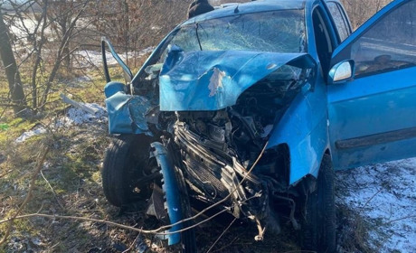 Пасажир загинув, водійка і двоє дітей в лікарні: поліція шукає свідків ДТП 6 лютого на Миколаївщині