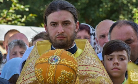 Двоє священиків з Калинівщини виступили проти митрополита Симеона