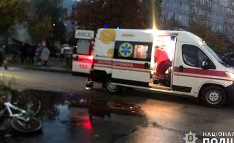 У Нетішині судитимуть 73-річного водія, який вчинив наїзд на 64-річного велосипедиста