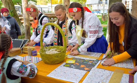 Пасіка «Сім’я» у селі Рів: зелений туризм і захоплюючий відпочинок серед природи – відео і фото
