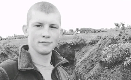 Усіх небайдужих просять підписати петицію про присвоєння почесного звання загиблому Герою зі Сміли