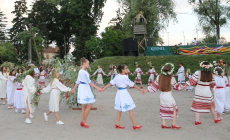 Старокостянтинівців запрошують на фольклорне дійство "Традиції купальського свята"