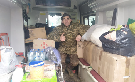 Менська громада відправила допомогу на фронт для захисників