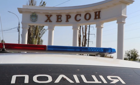 Вночі окупанти били по селищу під Херсоном: троє постраждалих