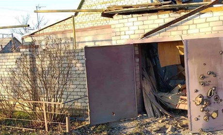 На Херсонщині армія рф завдала ударів по житлових кварталах, критичній та соціальній інфраструктурі