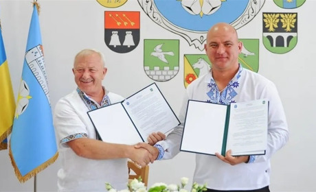 У Сатанова з’явилося місто-побратим. Підписано меморандум про співпрацю з Чортковом
