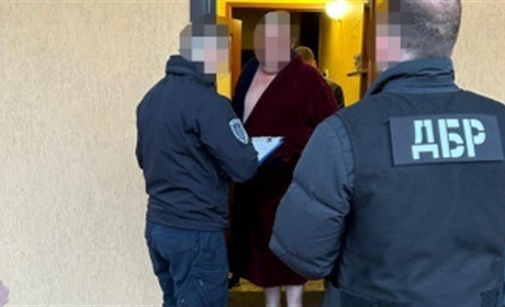 На Хмельниччині викрили схему «зняття з розшуку» військовозобов’язаних за гроші