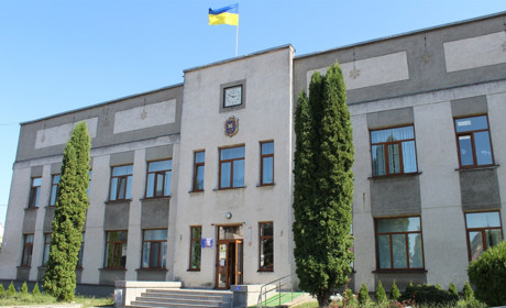 8 вересня скликається позачергова сесія міської ради