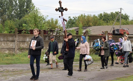 У Петропавлівці в останній путь провели героя Роберта Клінга (ВІДЕО)