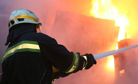 Під час пожежі на Звягельщині рятувальники виявили тіло 32-річного чоловіка