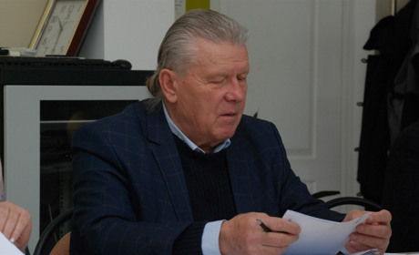 Микола Нога розповів, що у місті розгорнуті пункти зарядки телефонів (відеозвернення)