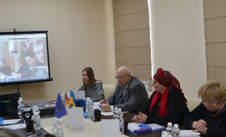  Дніпро і Покровськ з’єднав скайп-міст