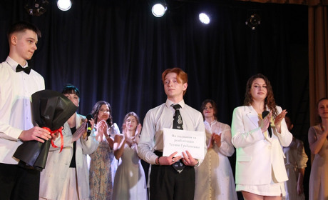 «Я – просто жінка!»: у Чорткові відбувся концерт, кошти з якого підуть на лікування нашої колеги