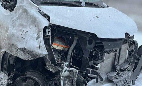 У Шосткинському районі поліцейські врятували людей після атаки дрона на бронеавтомобіль